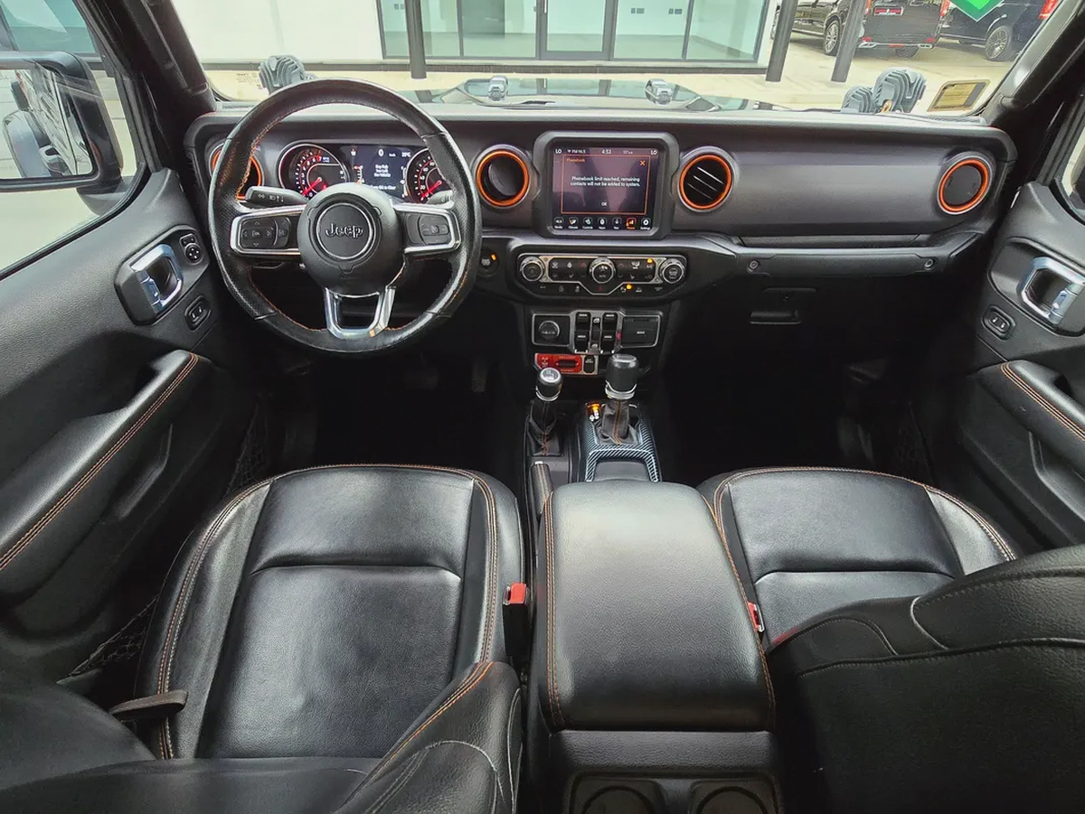 2021 Jeep Gladiator Mojave (Canadian Specs)-10-10