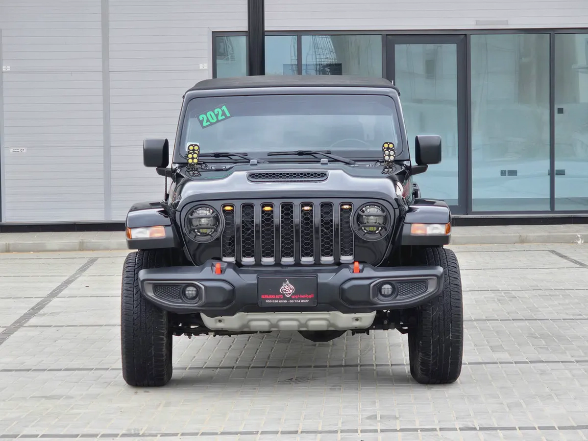 2021 Jeep Gladiator Mojave (Canadian Specs)