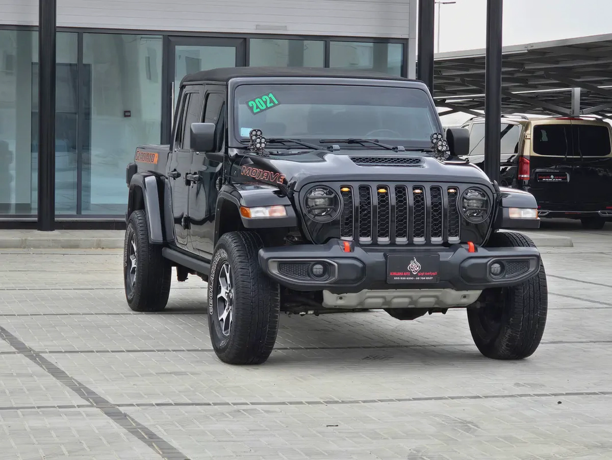 2021 Jeep Gladiator Mojave (Canadian Specs)-4-4