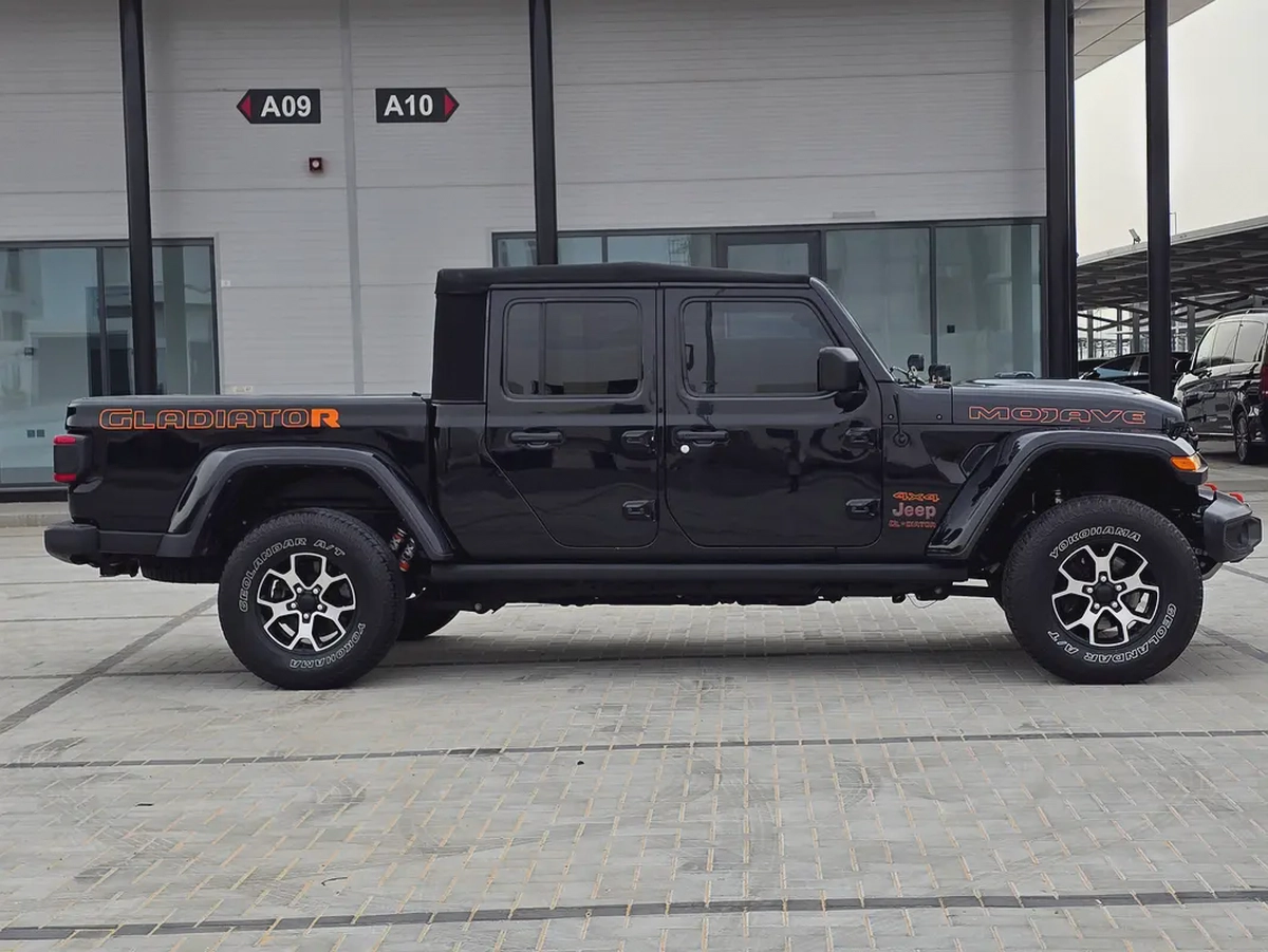 2021 Jeep Gladiator Mojave (Canadian Specs)-6-6