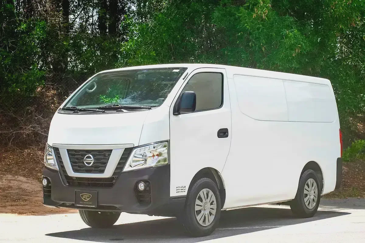 Standard Roof Delivery Van | Manual | GCC Specs | Ref#N32721