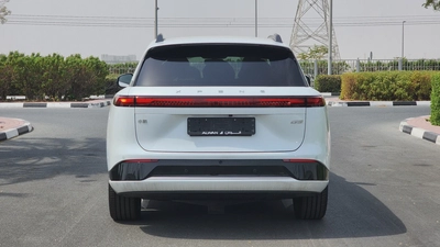XPENG G9 (White Orange)-7
