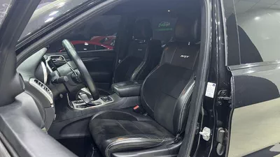 Jeep Grand Cherokee SRT-11