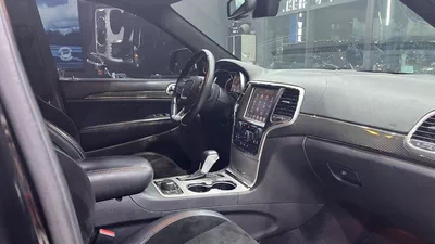 Jeep Grand Cherokee SRT-13