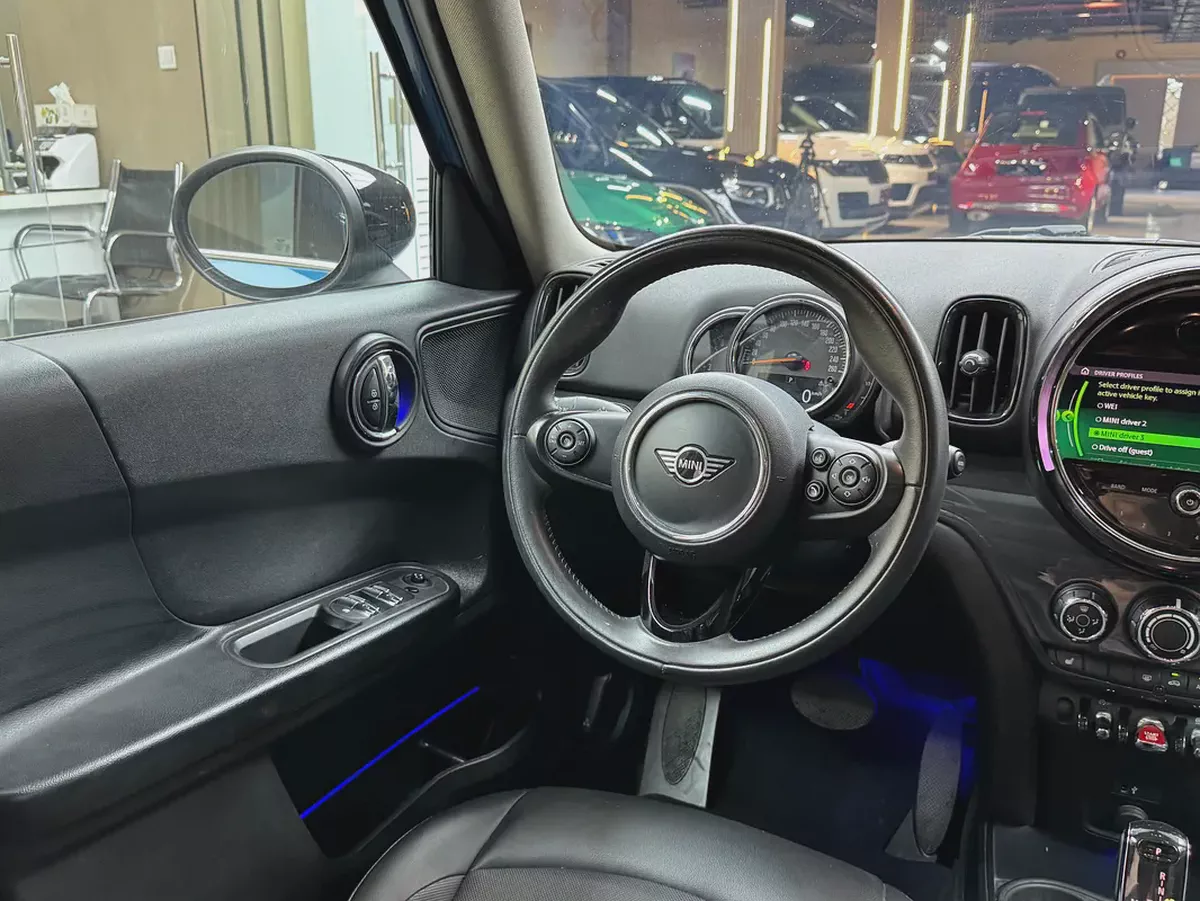 2021 MINI Countryman S 4WD - American Specs - Excellent Condition-8-8