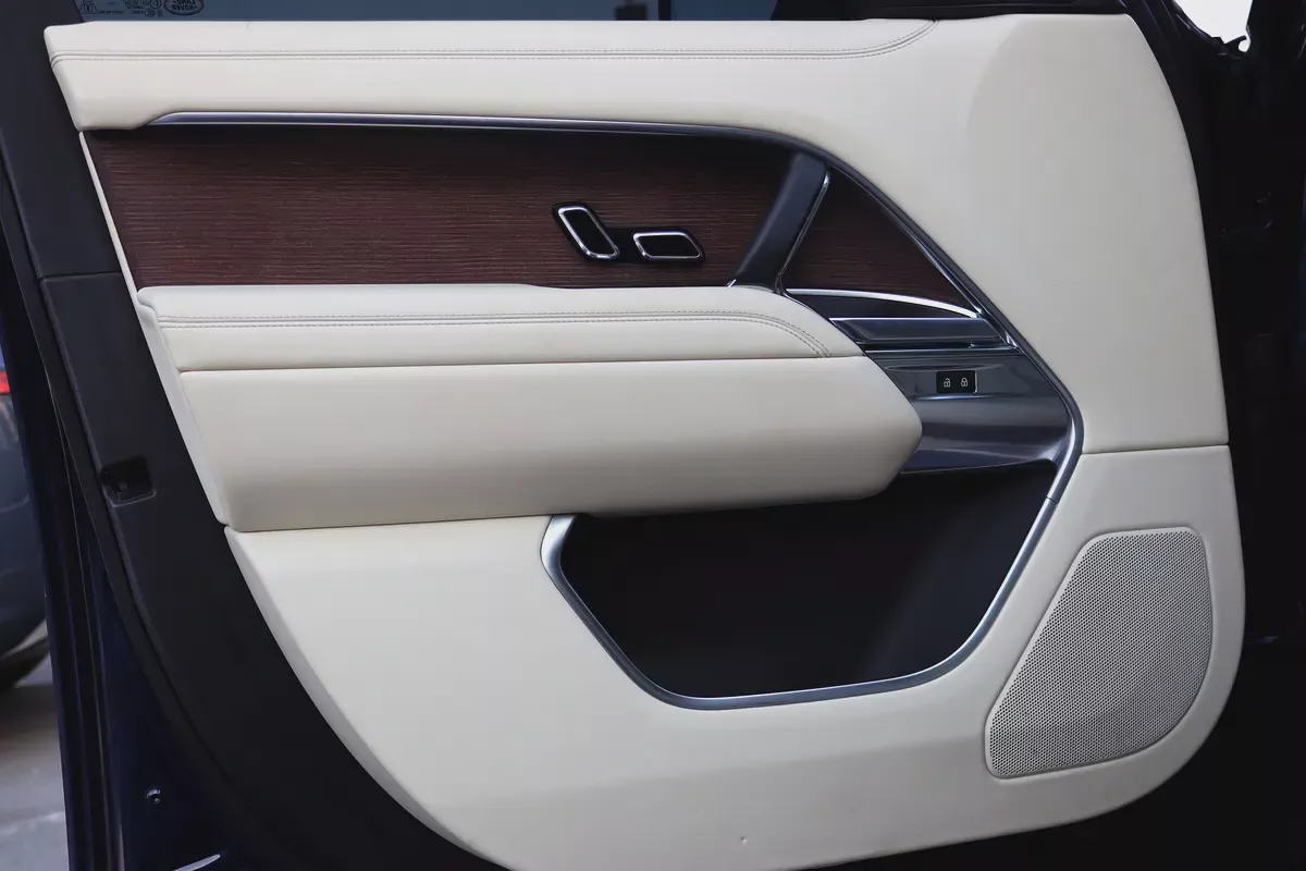 2023 Land Rover Range Rover HSE P530 | V8 Turbo | Luxury Performance-10-10
