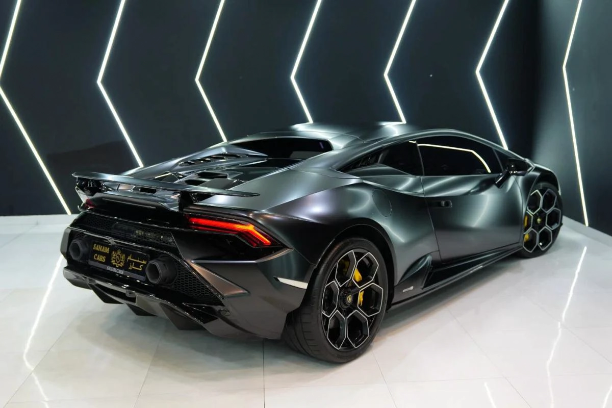 Lamborghini Huracan Tecnica LP 640-2-1-1