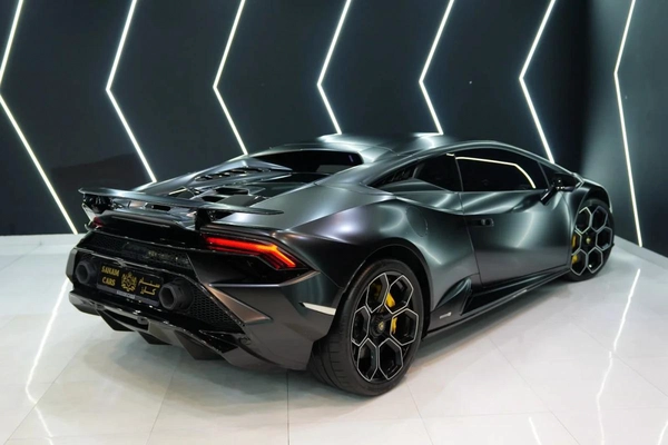 Lamborghini Huracan Tecnica LP 640-2