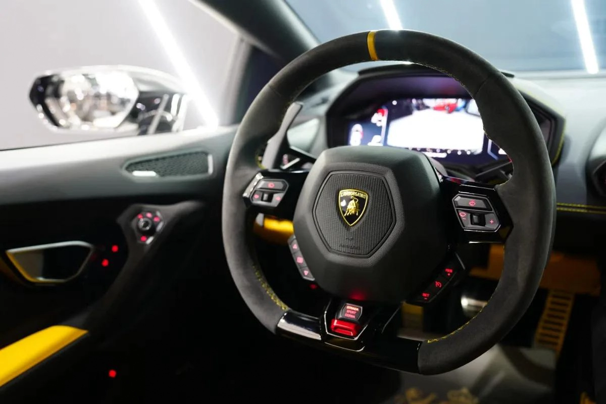 Lamborghini Huracan Tecnica LP 640-2-2-2