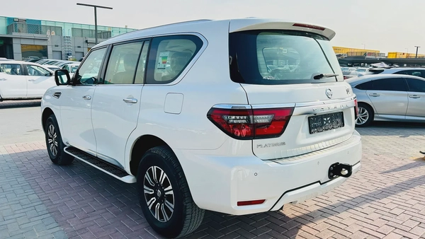2020 Nissan Patrol V6