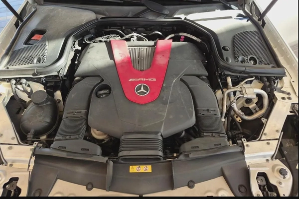 2018 MERCEDES E43 AMG 3.0L BITURBO 4MATIC || GCC || FULLY LOADED || MASTERPIECE|| PERFECT CONDTION