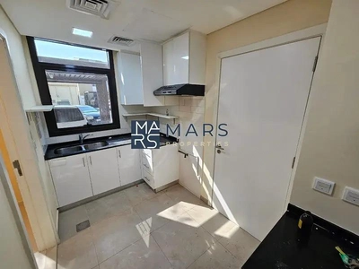 🏡 Stunning 2-Bedroom Townhouse for Rent in Nasma Residences, Sharjah 🌟-13