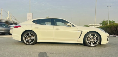 GCC Specs Porsche Panamera 4 - 2011-3
