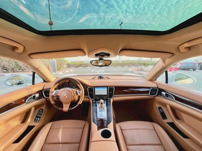GCC Specs Porsche Panamera 4 - 2011-16