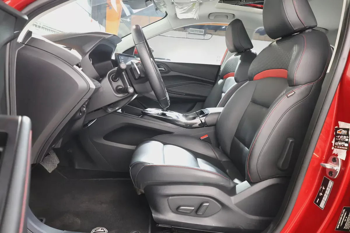 MG GT Luxury 2024 GCC Specs -39000KM- Pristine Condition-8-8