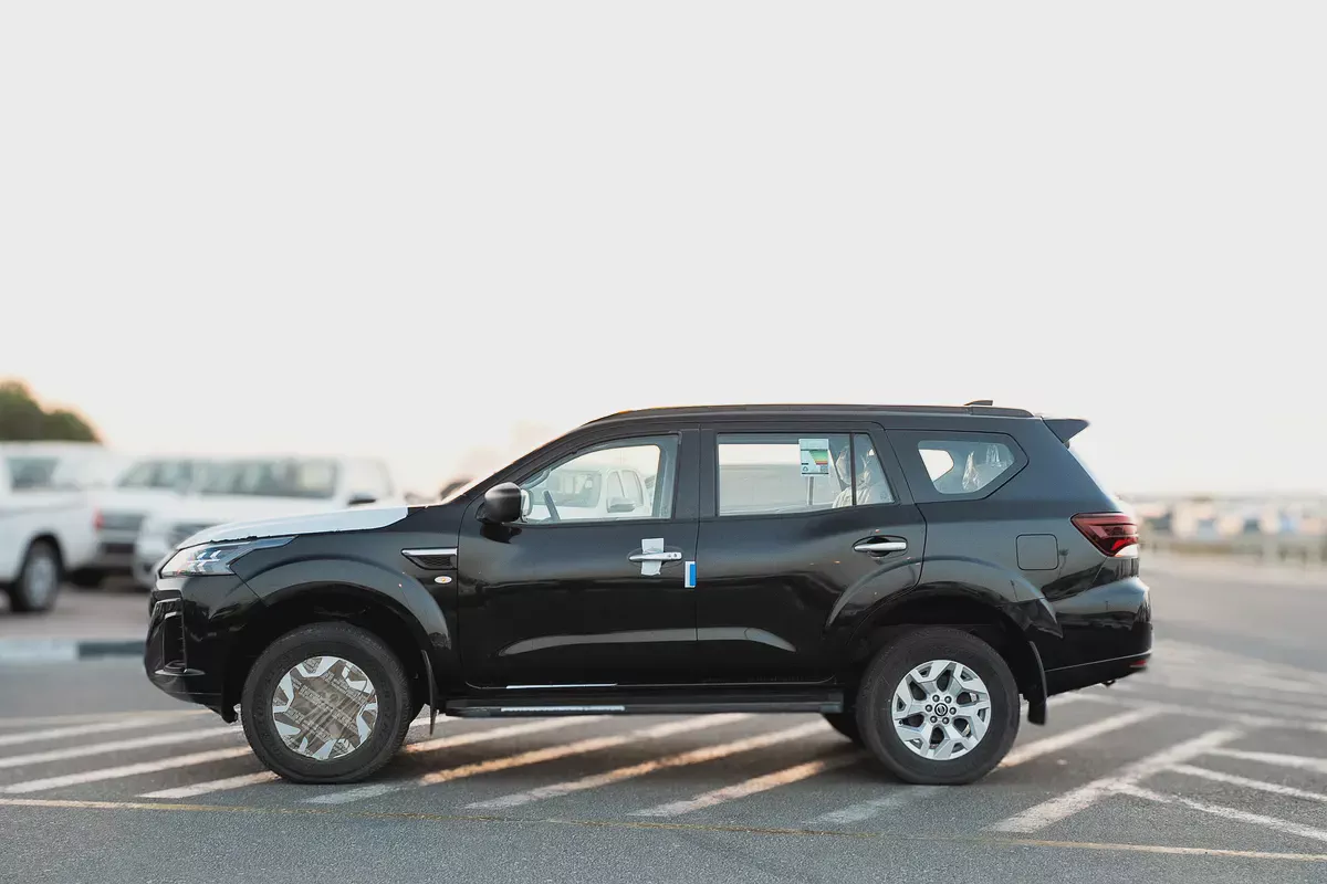 Nissan Xterra 2023 SE GCC Specs-1-1