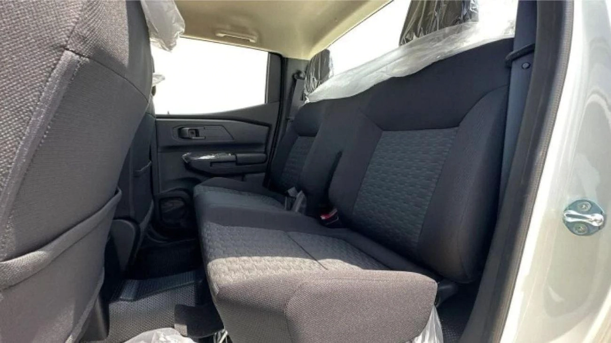 Mitsubishi L200 Mitsubishi L200 2.4L MT DIESEL 2025-6-6