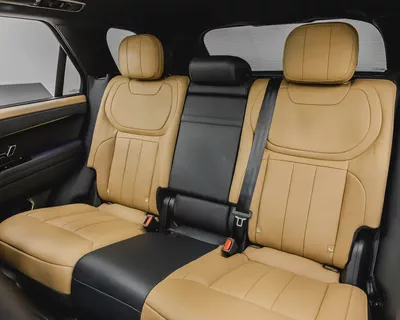 RANGE ROVER SPORT HSE P400 - DYNAMIC - 2023 - GCC - AL TAYER WARRANTY AND SERVICE CONTRACT-16