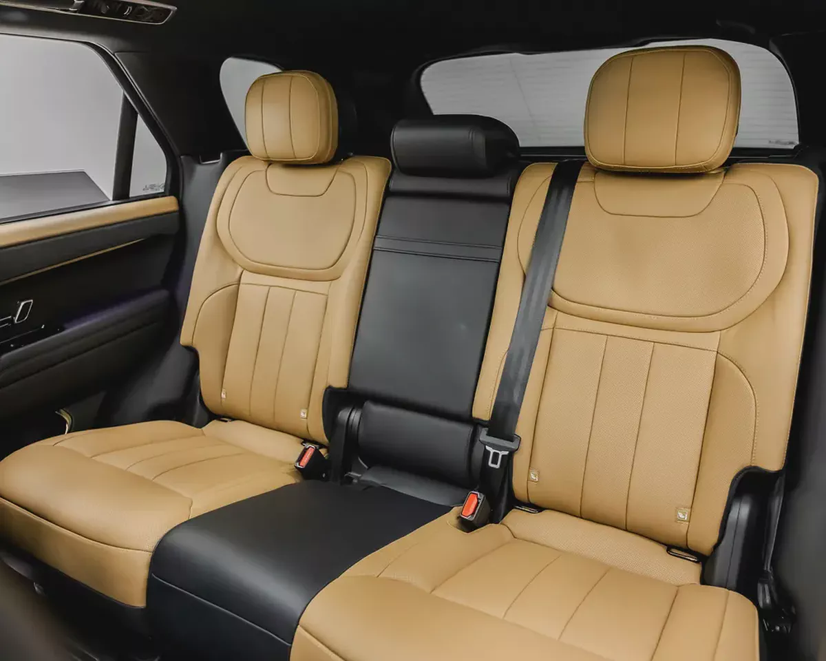 RANGE ROVER SPORT HSE P400 - DYNAMIC - 2023 - GCC - AL TAYER WARRANTY AND SERVICE CONTRACT-16-16