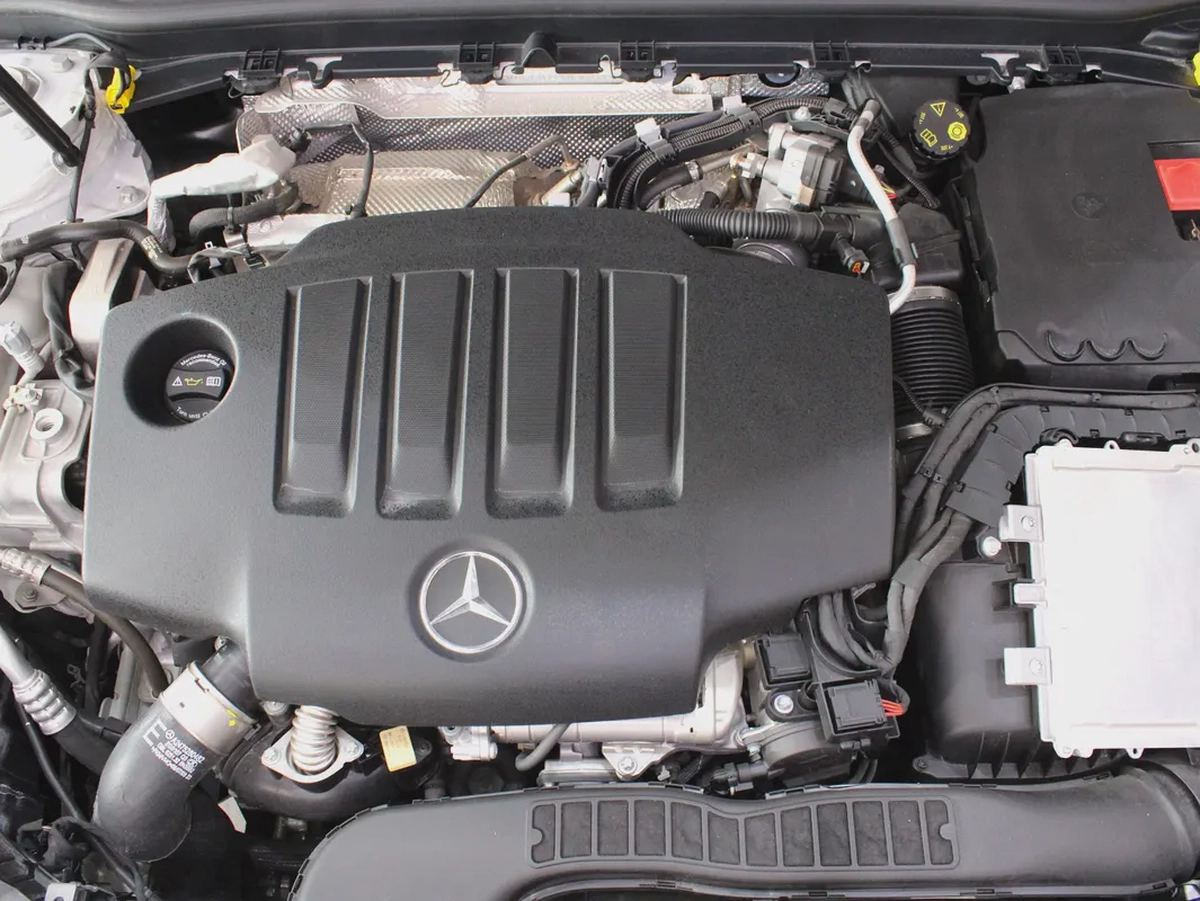 MB A220 //2023 // Diesel // Almost New-17-17