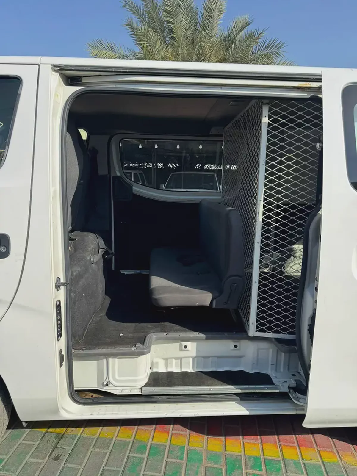 Well Maintained Nissan Urvan NV350 2019 GCC Specs-6-6