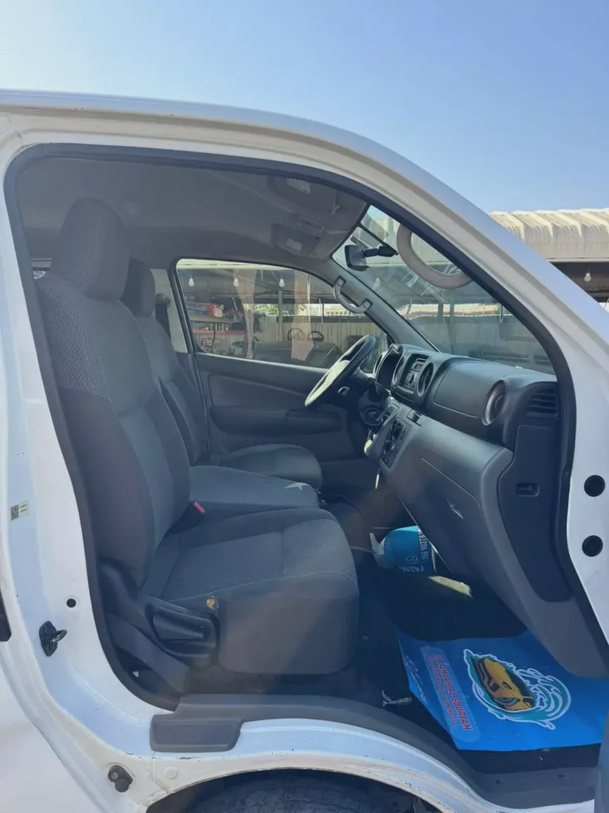 Well Maintained Nissan Urvan NV350 2019 GCC Specs-7-7