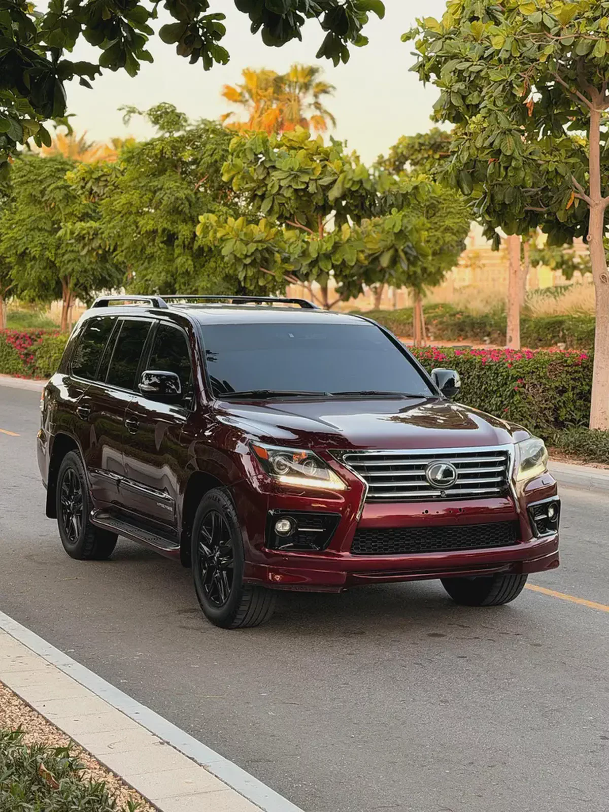 Lexus LX 570 Sport 2014 GCC Specs - Excellent Condition-10-10