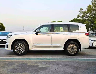 Toyota Land Cruiser VXR-Z TWIN TURBO EXCL || 3.5L PETROL V6 | RADAR | 360*CAMERA | SUNROOF , LEATHER (CODE # LCTVXRZ)-3