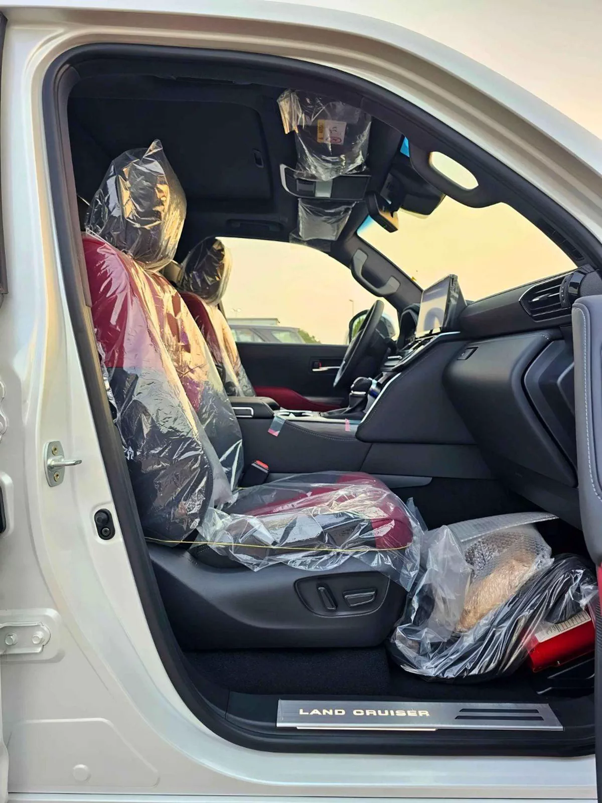 Toyota Land Cruiser VXR-Z TWIN TURBO EXCL || 3.5L PETROL V6 | RADAR | 360*CAMERA | SUNROOF , LEATHER (CODE # LCTVXRZ)-14-0