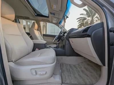 Toyota Prado 2022 VXR | Top Full Option | V6 4.0L |GCC Specs Excellent Condition-5