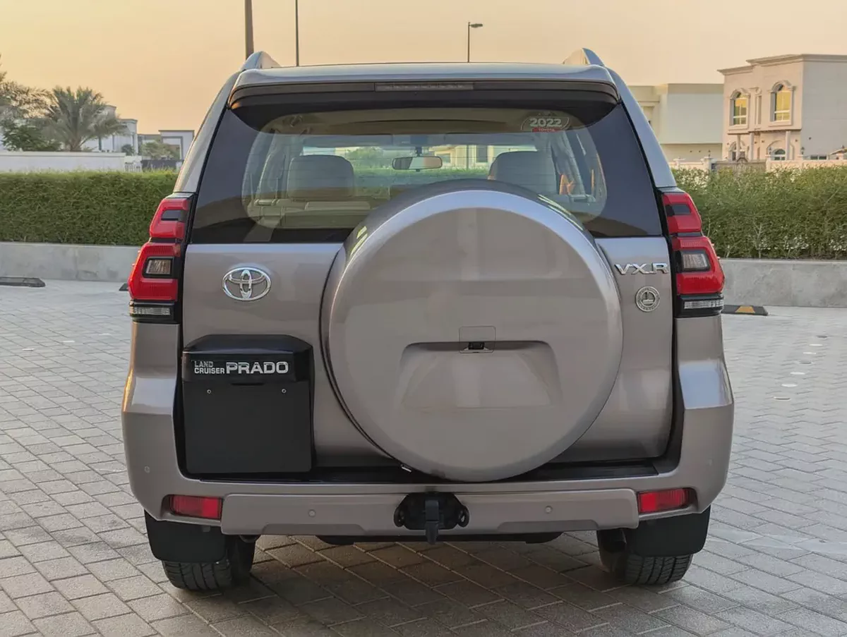 Toyota Prado 2022 VXR | Top Full Option | V6 4.0L |GCC Specs Excellent Condition-12-12