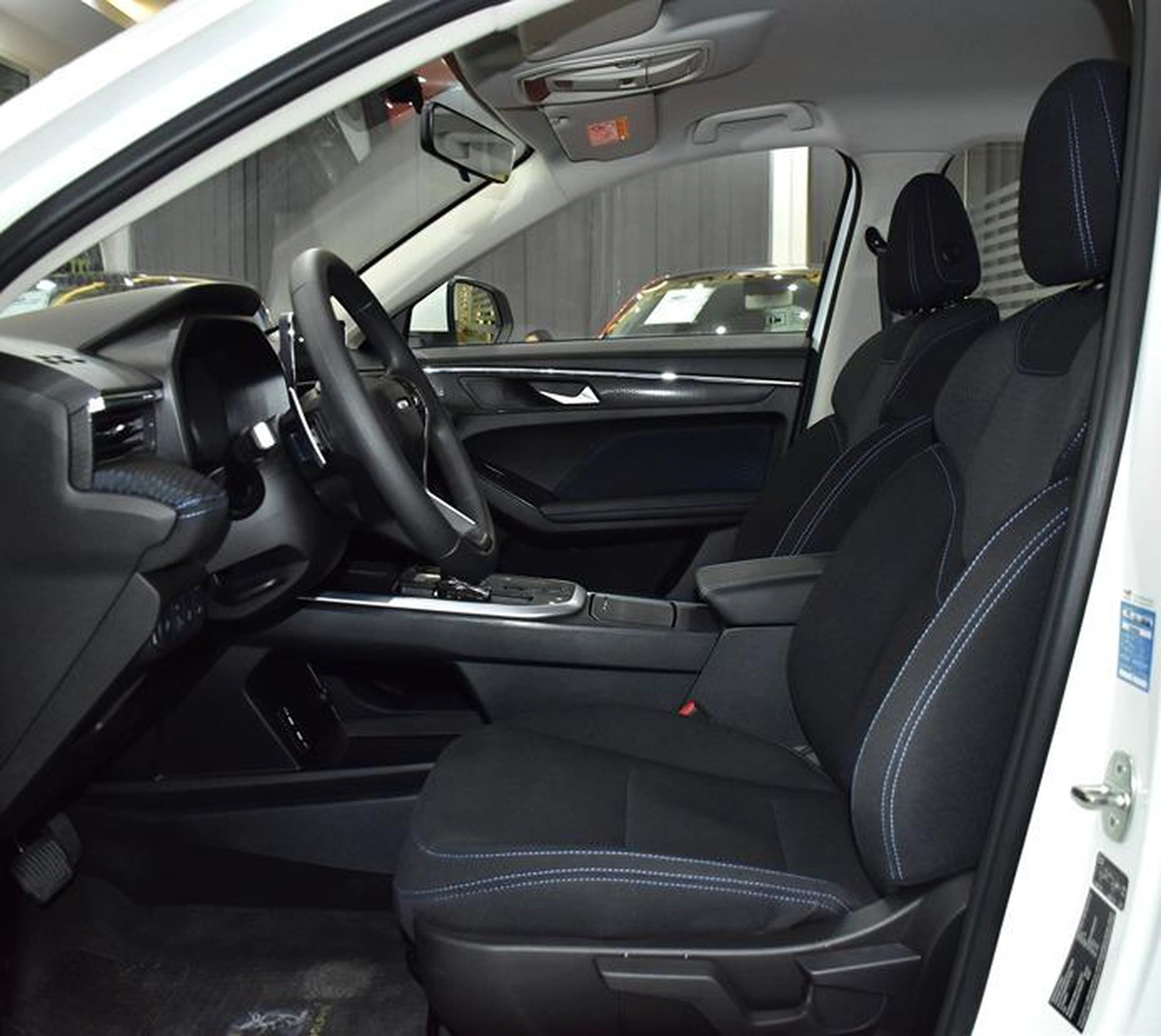Haval Jolion ( 2024 Model ) in White Color GCC Specs-9-9