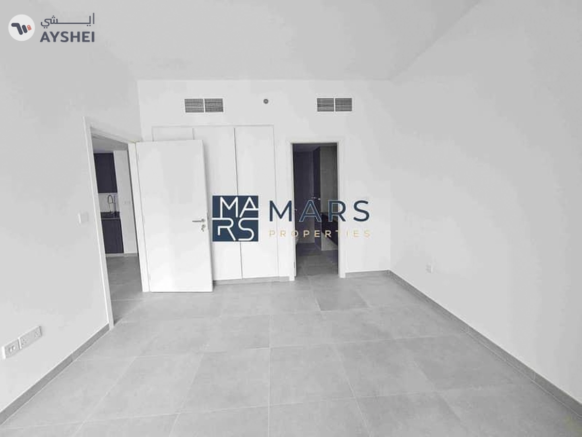 Luxury Brand New 1bhk apartment in Tiraz building-6-6