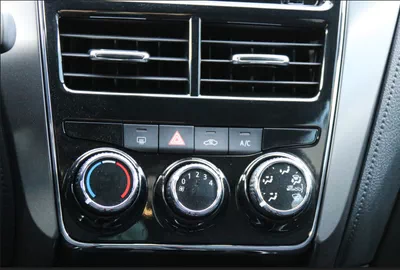 TOYOTA YARIS 1.3L SEDAN CVT FWD PETROL 2026-5