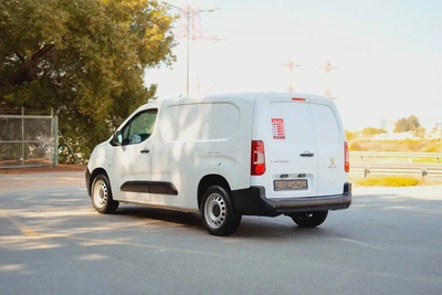 Peugeot Partner | Delivery Van | GCC Specs | Ref#P13293-3