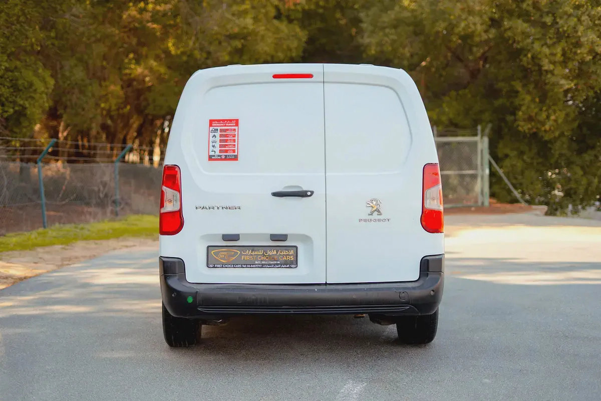 Peugeot Partner | Delivery Van | GCC Specs | Ref#P13293-5-5