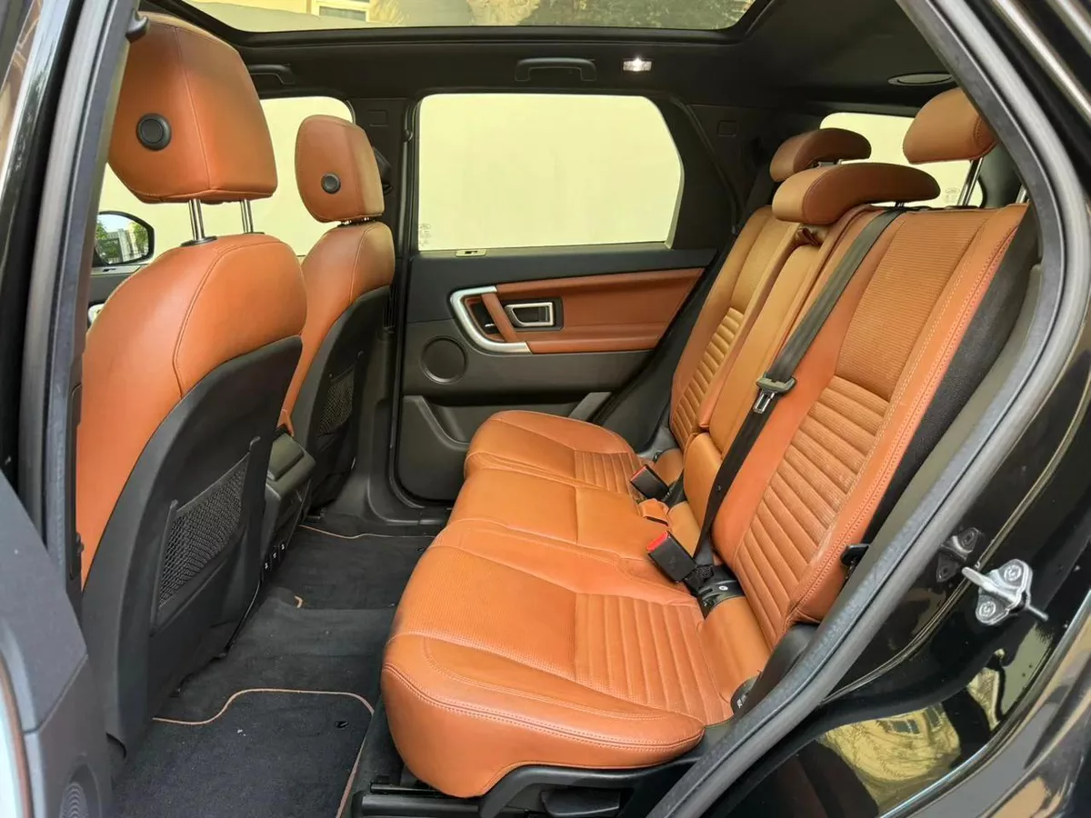 Gulf Specs 2017 DISCOVERY SPORT HSE LUXURY AWD 2.0Litre Turbo-Charged (AL-Tayer Partial)-15-15