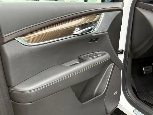 Cadillac XT6 Black Edition 2022 - Korean Specs - Perfect Condition