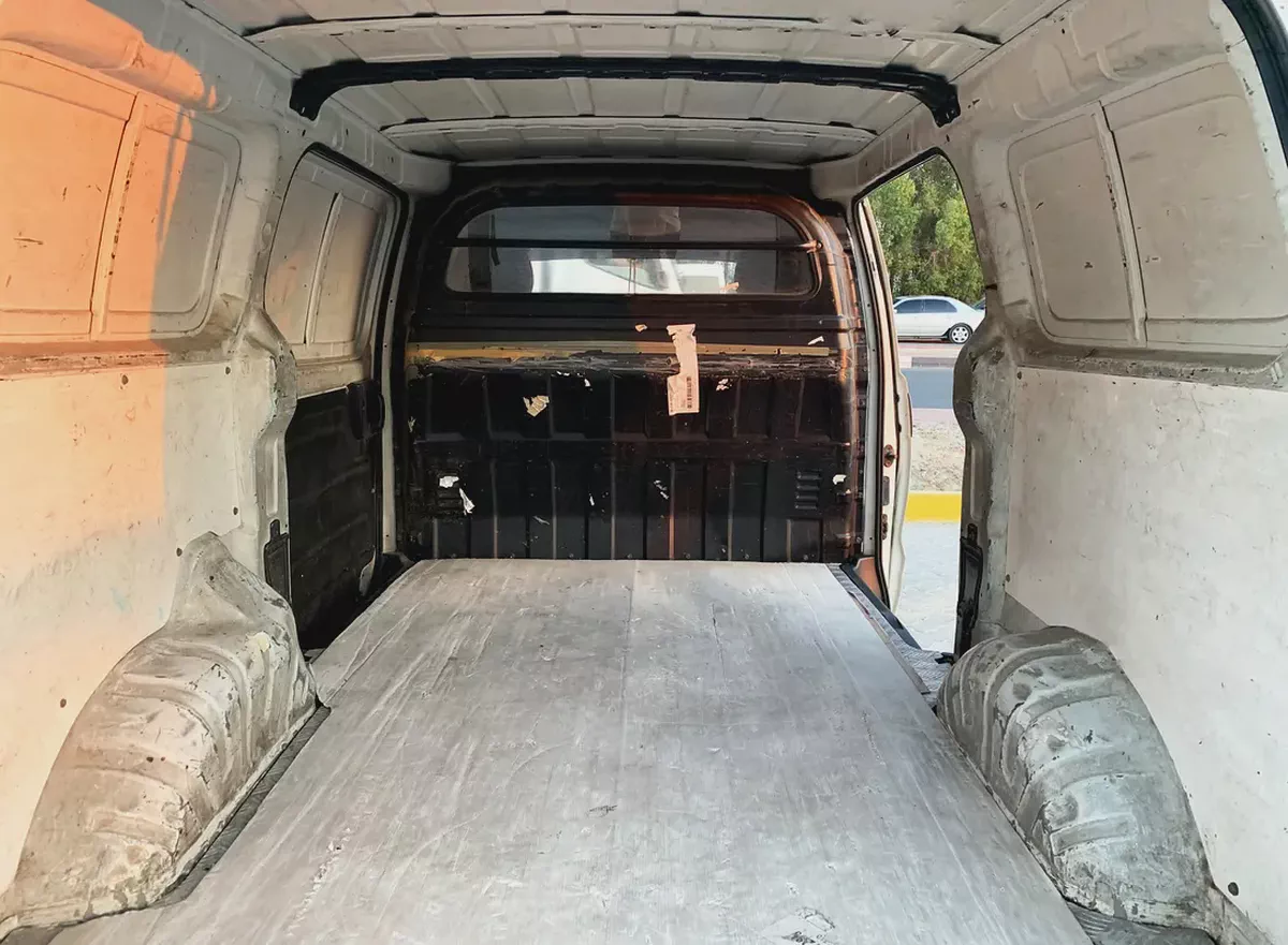 Hyundai H1 GL | 2013 Model | GCC Specs | 2.4L 4-Cyl engine-10-10
