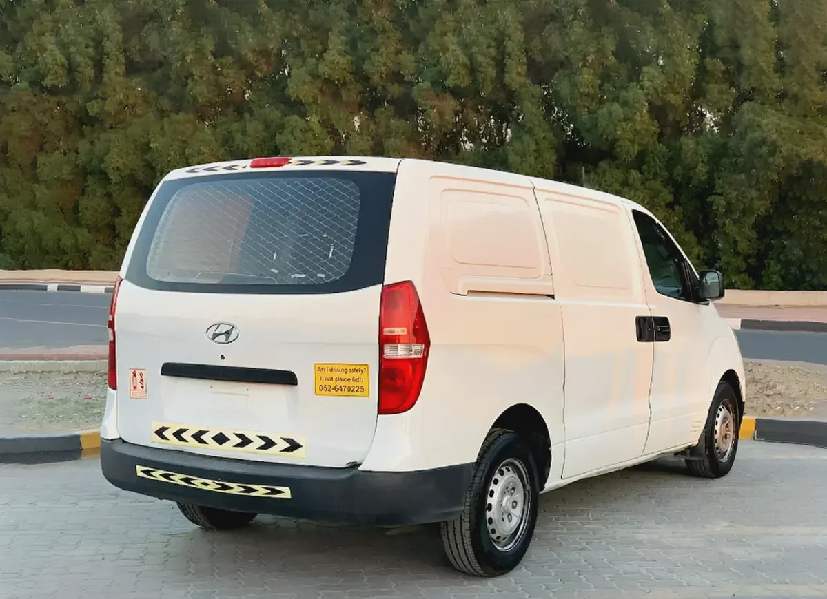 Hyundai H1 GL | 2013 Model | GCC Specs | 2.4L 4-Cyl engine-5-5