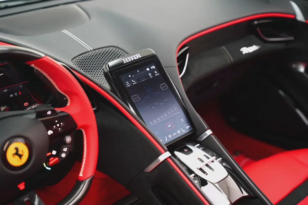2024 FERRARI ROMA SPIDER WITH WARRANTY AND SERVICE CONTRACT-7-7