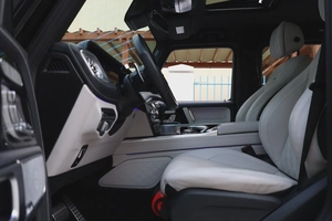 MERCEDES BENZ G63 AMG ( NIGHT PACKAGE )-110000KM-2021-GCC SPECS-UNDER WARRANTY