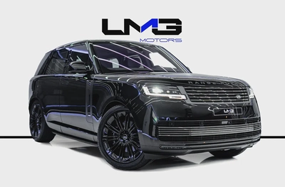 MIDDLE EAST SPECS | 2023 RANGE ROVER SV P530 | REAR TVS | LEG REST TWO TONE INTERIOR |-0