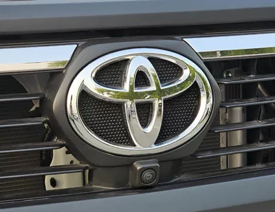 Toyota Hilux ADVENTURE EXL DOUBLE CABIN || 4.0L V6 PETROL | AIR COMPRESSOR | ROLLBAR | 360*CAMERA | FR&RR P/SENSOR (CODE#HP-6