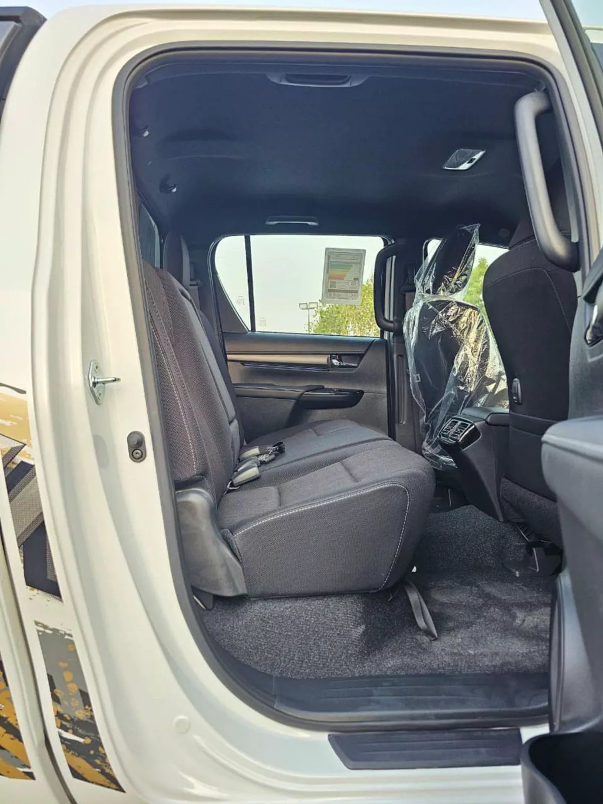 Toyota Hilux ADVENTURE EXL DOUBLE CABIN || 4.0L V6 PETROL | AIR COMPRESSOR | ROLLBAR | 360*CAMERA | FR&RR P/SENSOR (CODE#HP-14-0