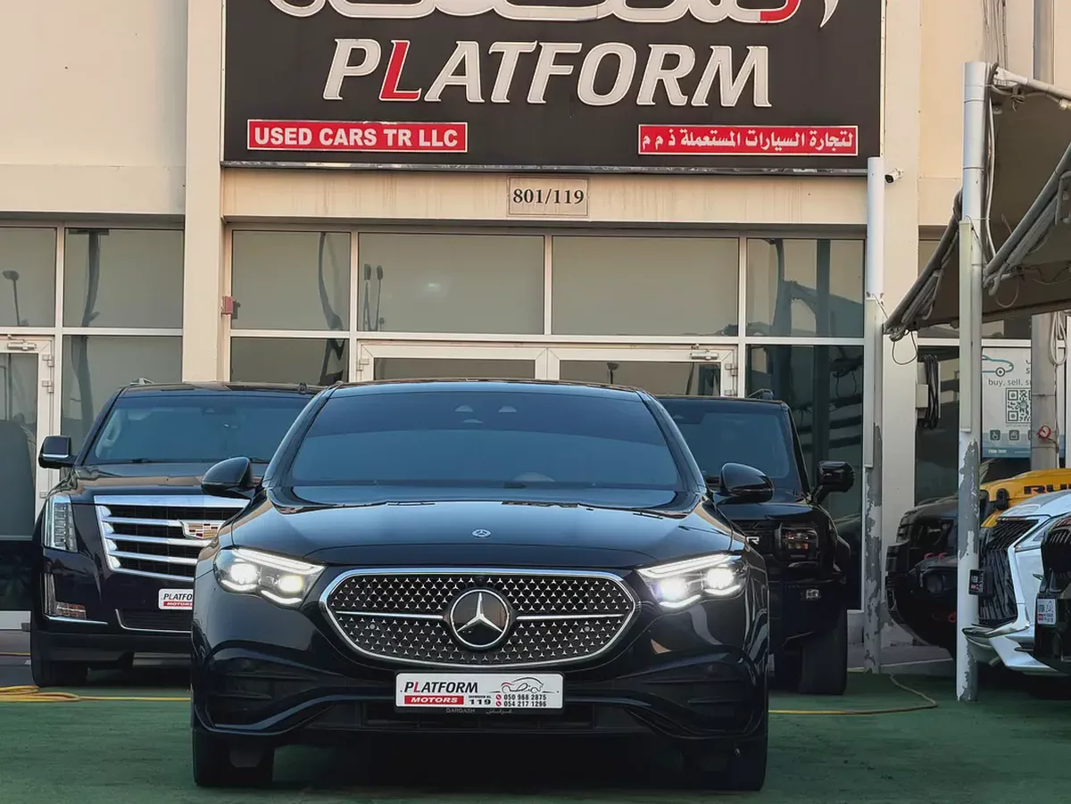 Mercedes-Benz E-Class E 300 2025 | GCC specs | under warranty-1-1