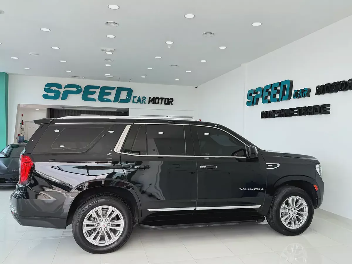 2023 GMC Yukon SLE - GCC Specs - Perfect Family SUV-4-4