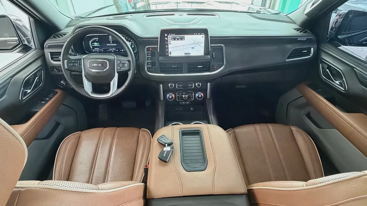 2023 GMC Yukon SLE - GCC Specs - Perfect Family SUV-7-7
