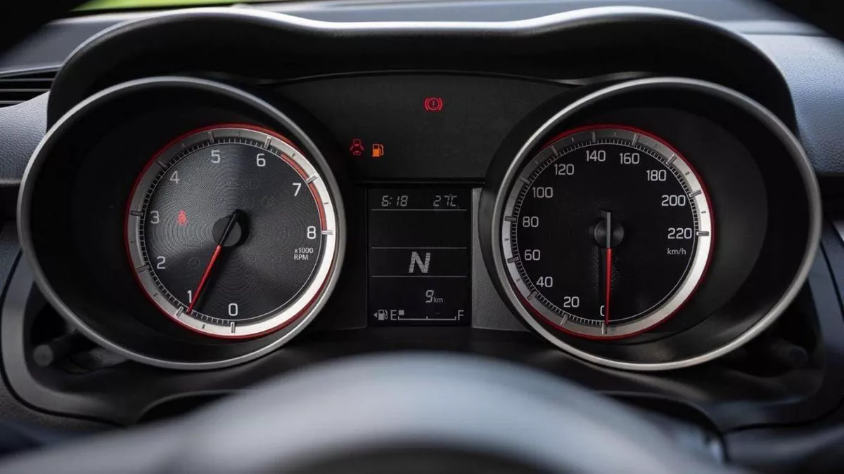 Suzuki Swift GLX Suzuki Swift GLX 1.2L Petrol Automatic MY2024-12-0