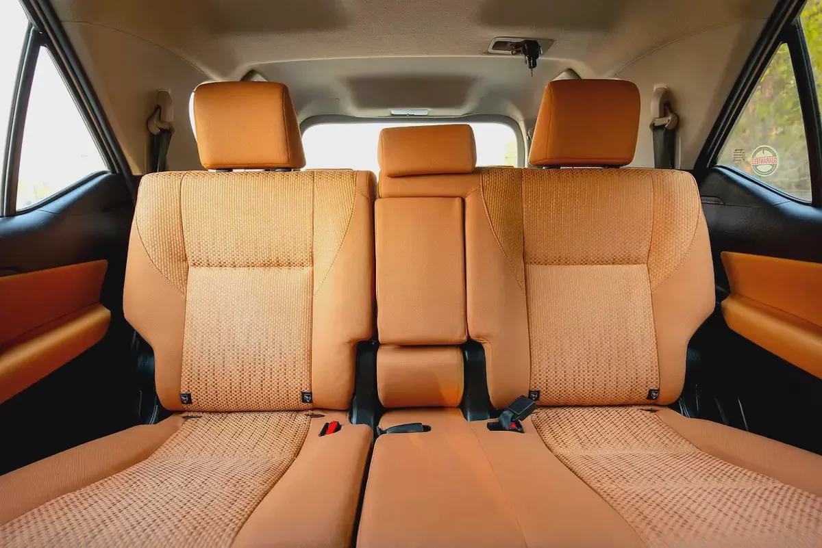 AED 1,265/month | Fortuner EXR | GCC Specs | REF#T13366-11-11